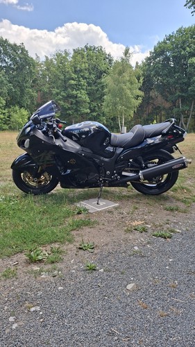 Suzuki hayabusa 1300 black - hayabusa,