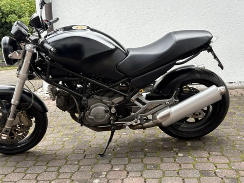 Ducati monster 620 - monster, i.e.