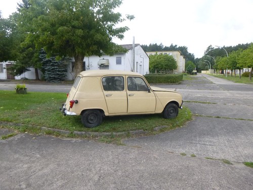 Renault oldtimer auto - renault, r
