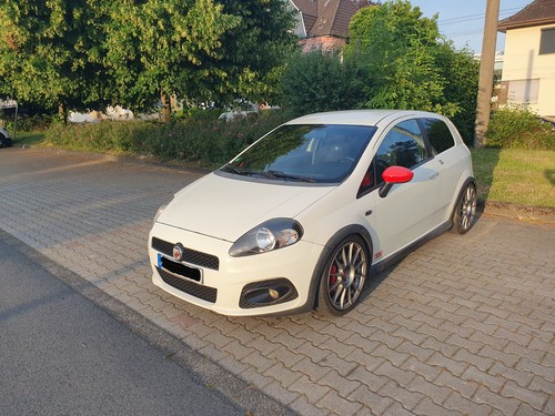 Fiat grande punto abarth - fiat,