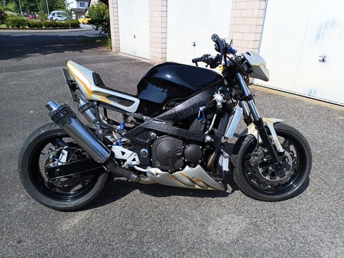 Kawasaki zzr600e - zzr600e,